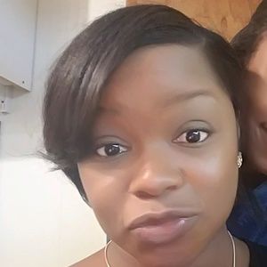 Meet your Posher, Kira